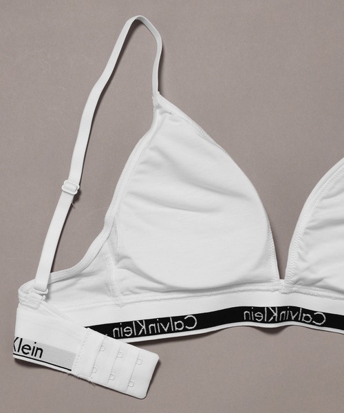 Calvin Klein Underwear（カルバンクラインアンダーウェア）の「Icon Cotton  ライトリーライントライアングル ブラ（ブラジャー・レディース・ホワイト/ブラック/グレー/ピンク/ブルー/ヘザーグレー/ブラック系・S/M/XS/L/XL）」の17枚目の写真