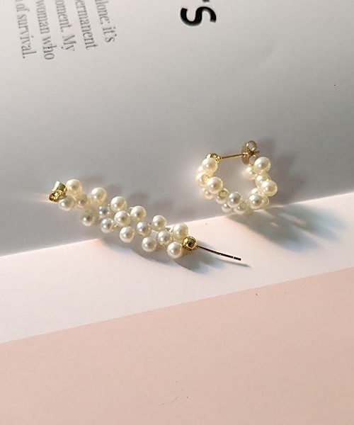 TIMELESS&THREE(タイムレスアンドスリー)の「パールモチーフピアス(ピアス(両耳用)・レディース・A/B/F/G/K/E/C/D/I/H/J/L/N/M/O/P/Q/R/S/T/U/V/W/Y/その他1/X/Z/その他2/その他3/その他4/その他5/その他6/その他7・FREE)」の11枚目の写真