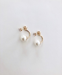 パールモチーフピアス