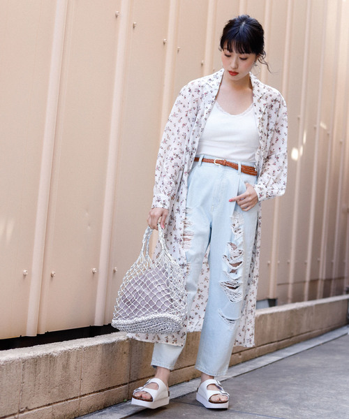 WEGO(ウィゴー)の「WEGO/ダメージタックデニムマムパンツ(デニムパンツ・レディース・インディゴブルー/ライトインディゴブルー/ブルー系その他/ブルー系その他2・SMALL/MEDIUM/LARGE)」の8枚目の写真