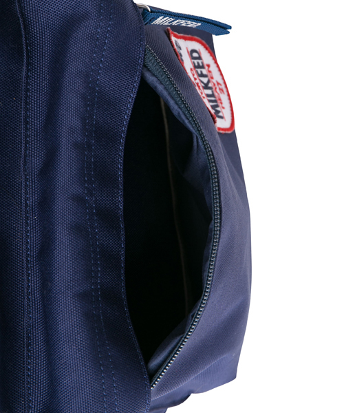 MILKFED.(ミルクフェド)の「BACK PACK "BONJOUR" (バックパック/リュック/無地)(バックパック/リュック・レディース・ブラック/ネイビー/ピンク・ONESIZE)」の4枚目の写真