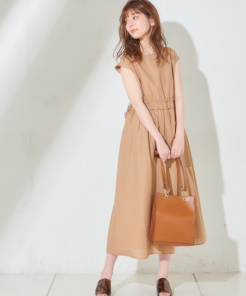 natural couture(ナチュラルクチュール)の「Wドロストリボンギャザーワンピース(ワンピース・レディース・ブラック/ベージュ/オレンジ/グリーン/ブラック系その他/ベージュ系その他・FREE)」の8枚目の写真