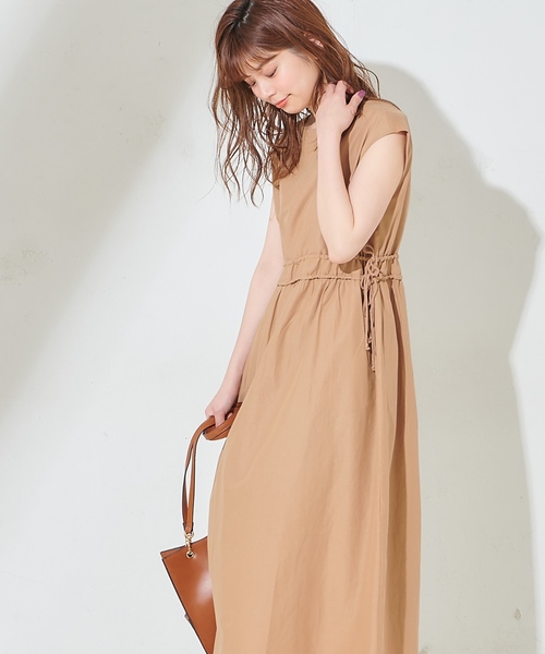 natural couture(ナチュラルクチュール)の「Wドロストリボンギャザーワンピース(ワンピース・レディース・ブラック/ベージュ/オレンジ/グリーン/ブラック系その他/ベージュ系その他・FREE)」の17枚目の写真