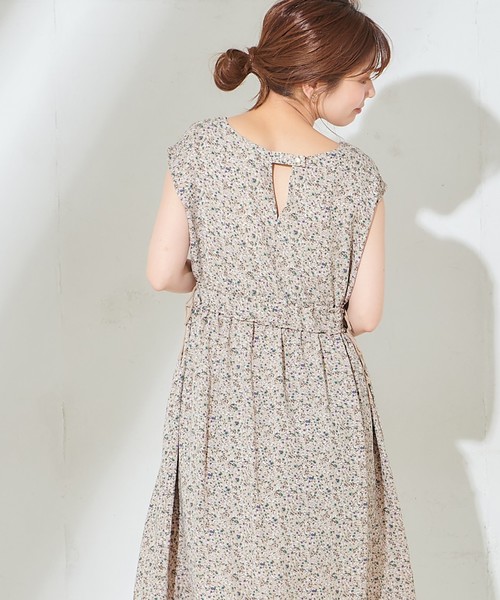 natural couture(ナチュラルクチュール)の「Wドロストリボンギャザーワンピース(ワンピース・レディース・ブラック/ベージュ/オレンジ/グリーン/ブラック系その他/ベージュ系その他・FREE)」の13枚目の写真