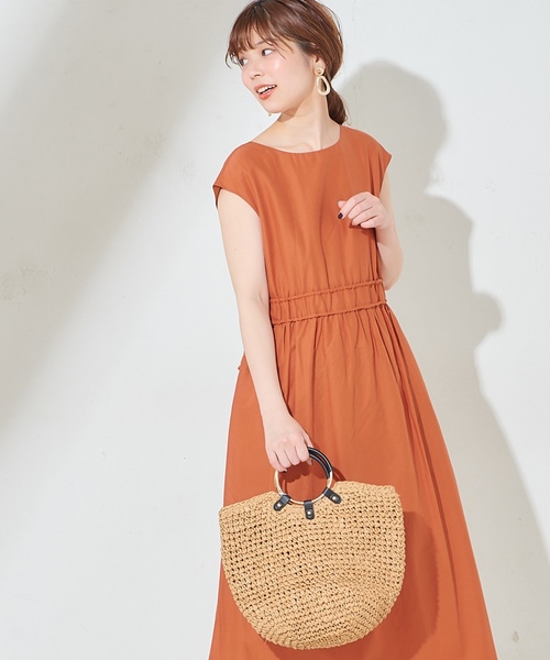 natural couture(ナチュラルクチュール)の「Wドロストリボンギャザーワンピース(ワンピース・レディース・ブラック/ベージュ/オレンジ/グリーン/ブラック系その他/ベージュ系その他・FREE)」の10枚目の写真