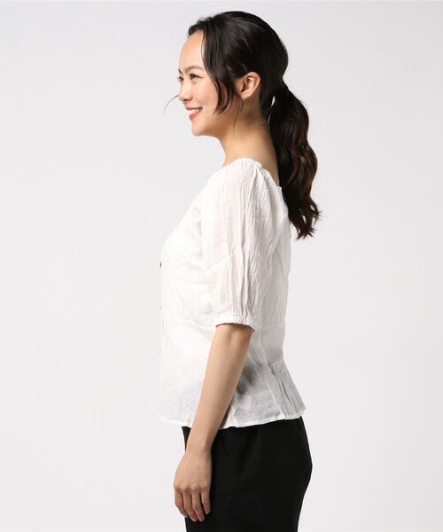 STYLEBLOCK（スタイルブロック）の「楊柳スクエアネックブラウス（シャツ/ブラウス・レディース・ブラック/オフホワイト/グリーン/モカ・M）」の5枚目の写真