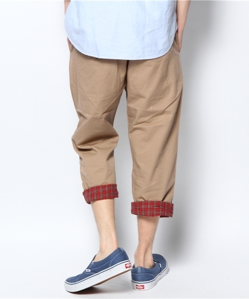 WEGO（ウィゴー）の「WEGO/裾裏チェックチノクロップドパンツ（チノパンツ・メンズ・ベージュ/カーキ・MEDIUM/LARGE/X-LARGE/SMALL）」の4枚目の写真