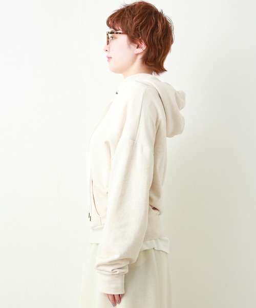 libelle more（リベル モア）の「スウェット　ビンテージカラーパーカートレーナー（パーカー・レディース・ネイビー/モカ/スミクロ/オートミール・FREE）」の11枚目の写真