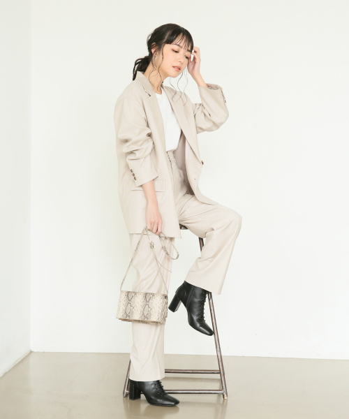 LOWRYS FARM(ローリーズファーム)の「レースUPヒールブーツ 851977(ブーツ・レディース・ブラック/ブラウン・MEDIUM/LARGE)」の5枚目の写真