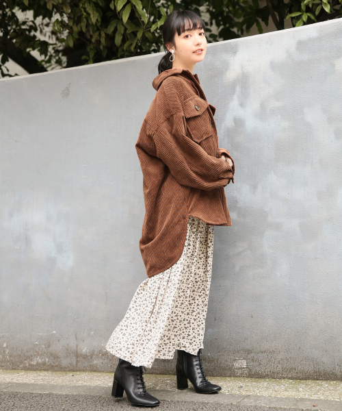 LOWRYS FARM(ローリーズファーム)の「レースUPヒールブーツ 851977(ブーツ・レディース・ブラック/ブラウン・MEDIUM/LARGE)」の6枚目の写真