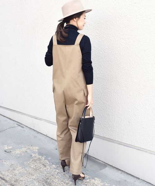 SHIPS（シップス）の「サイドポケットサロペット◇（サロペット/オーバーオール・レディース・ブラック/カーキ/ナチュラル・ONE SIZE）」の17枚目の写真