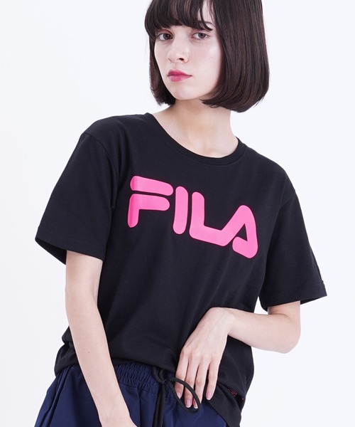 FILA(フィラ)の「【FILA/フィラ】蛍光 ロゴプリント 半袖Tシャツ(Tシャツ/カットソー・レディース・ブラック/ホワイト×ピンク/ホワイト系その他2/ブルー系その他4・M/L)」の20枚目の写真