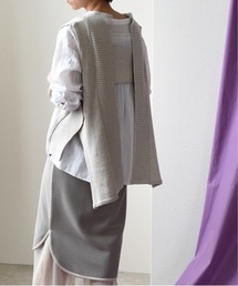 Eimee Law�i�G�C�~�[���E�j�́u�o�b�N�I�[�v���j�b�g�x�X�g�i���̑��g�b�v�X�j�v