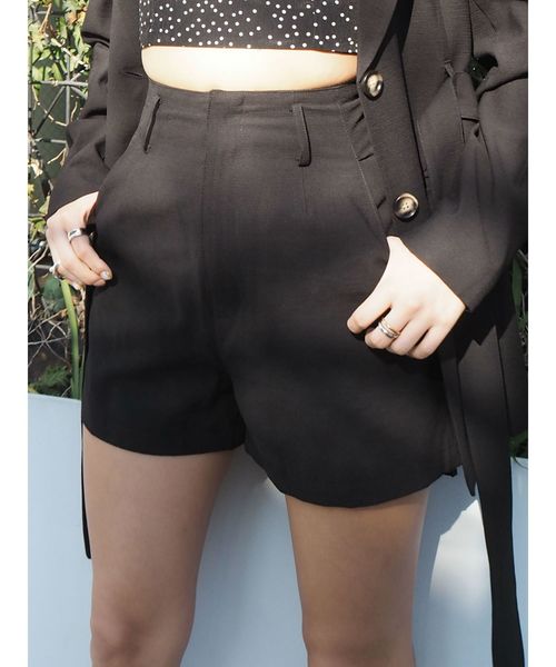 EVRIS(エヴリス)の「ハイウエストショートパンツ(その他パンツ・レディース・ブラック/ブラウン/ミント・SMALL/MEDIUM)」の2枚目の写真