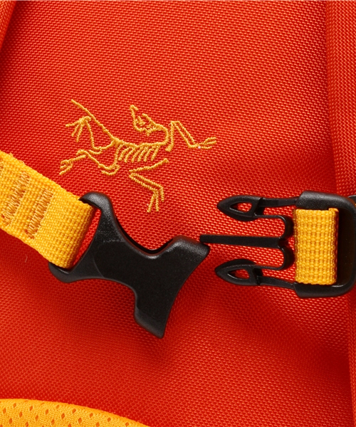 ARC'TERYX（アークテリクス）の「ARC'TERYX / PYXIS 18（バックパック/リュック・メンズ・レッド系その他/グリーン系その他/ロイヤルブルー・ONE SIZE）」の8枚目の写真