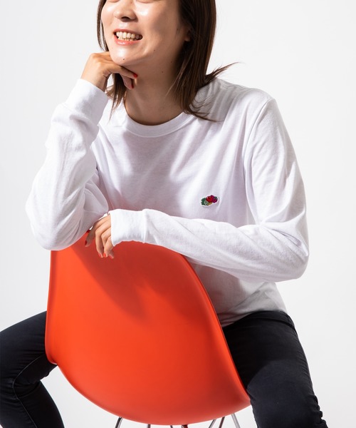 FRUIT OF THE LOOM(フルーツオブザルーム)の「FTL ZOZO限定ベーシックL/S TEE / Tシャツ / 長袖 / ロンT / トップス / シンプル / カジュアル / 無地 / ユニセックス(Tシャツ/カットソー・メンズ・ホワイト/ブラック/ネイビー/グレー・SMALL/MEDIUM/LARGE/X-LARGE)」の2枚目の写真