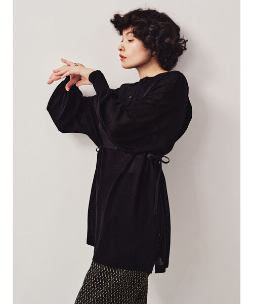 Ray BEAMS（レイビームス）の「RBS / ヨーク レイヤー 2way シアーニット（ニット/セーター・レディース・ホワイト/ブラック・ONE SIZE）」の3枚目の写真