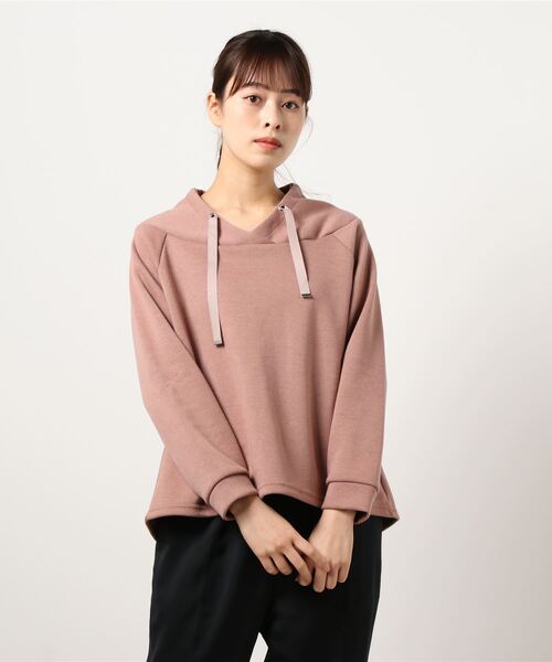 BELLUNA(ベルーナ)の「スタンドワイドネックプルオーバー(スウェット・レディース・ブルーグレー/ライトベージュ/ブラック/ブラウン系その他/カーキ/チャコール・MEDIUM/LARGE/X-LARGE)」の9枚目の写真