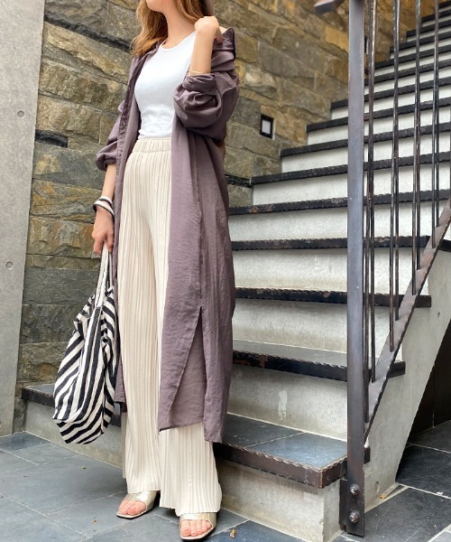 Futier land（フューティアランド）の「シアーBIGロングシャツワンピース（シャツワンピース・レディース・ライトグレー/ベージュ/パープル/グレー/イエロー/アイボリー/ブラウン/レッド/ライトイエロー/ネイビー・FREE）」の8枚目の写真