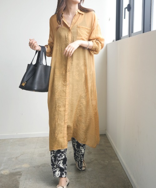 Futier land（フューティアランド）の「シアーBIGロングシャツワンピース（シャツワンピース・レディース・ライトグレー/ベージュ/パープル/グレー/イエロー/アイボリー/ブラウン/レッド/ライトイエロー/ネイビー・FREE）」の13枚目の写真