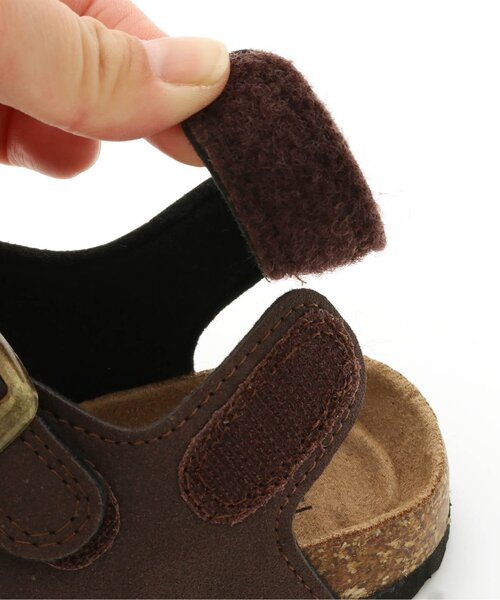 BREEZE（ブリーズ）の「/スウェードコンフォートサンダル（サンダル・キッズ・オフホワイト/ネイビー/ブラウン・15 /16/18/19/14/17）」の7枚目の写真