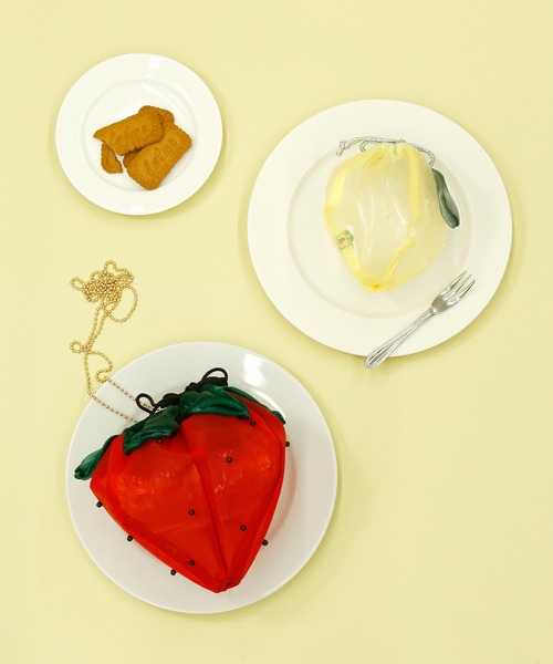 ACCOMMODE（アコモデ）の「シースルーフルーツミニバッグ（ショルダーバッグ・レディース・イエロー/レッド・FREE）」の7枚目の写真