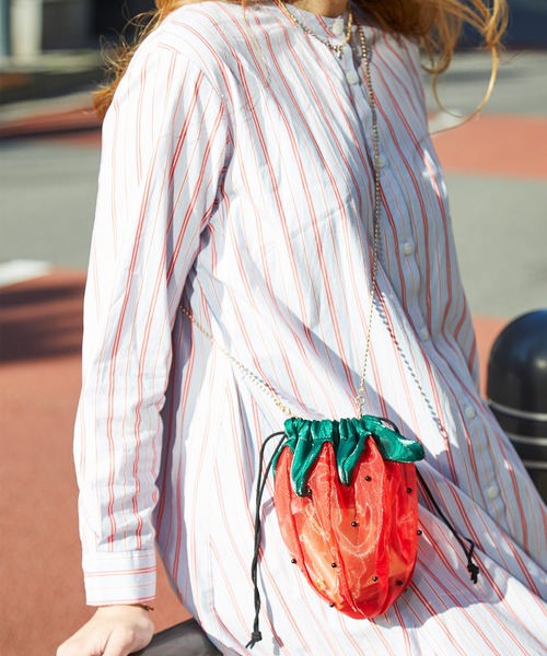 ACCOMMODE（アコモデ）の「シースルーフルーツミニバッグ（ショルダーバッグ・レディース・イエロー/レッド・FREE）」の4枚目の写真