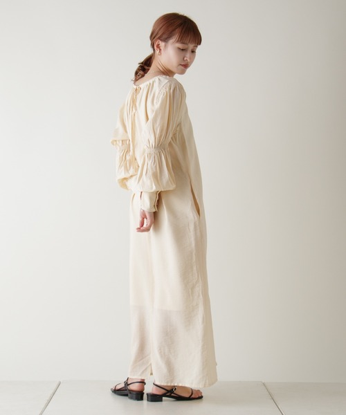 Kastane（カスタネ）の「シャーリングランタンスリーブワンピース（ワンピース・レディース・ピンク/グリーン/アイボリー・FREE）」の8枚目の写真