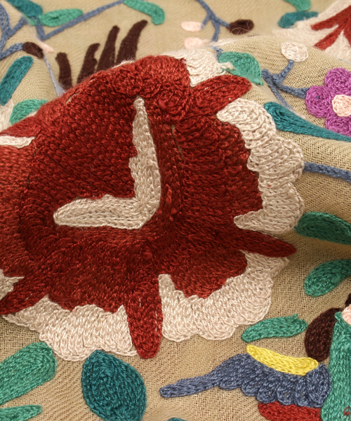 GRACE CONTINENTAL（グレースコンチネンタル）の「カシミール刺繍 