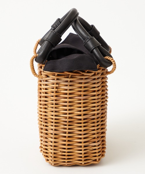 ふりふ（フリフ）の「アラログレザーハンドルスクエアトート（トートバッグ・レディース・ブラック/ベージュ・FREE）」の12枚目の写真