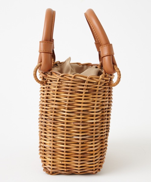 ふりふ（フリフ）の「アラログレザーハンドルスクエアトート（トートバッグ・レディース・ブラック/ベージュ・FREE）」の14枚目の写真