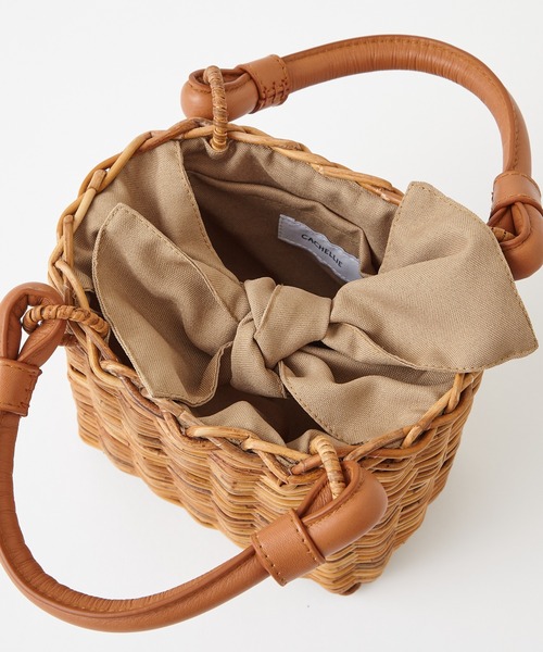 ふりふ（フリフ）の「アラログレザーハンドルスクエアトート（トートバッグ・レディース・ブラック/ベージュ・FREE）」の13枚目の写真