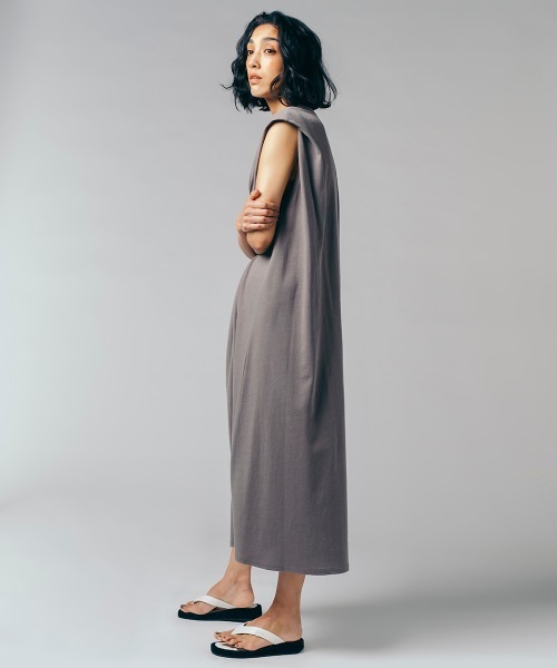 DOUBLE STANDARD CLOTHING（ダブルスタンダードクロージング）の「ヴィンテージレアルツイストワンピース（ワンピース・レディース・グレイッシュベージュ/ブラック・36/38）」の5枚目の写真