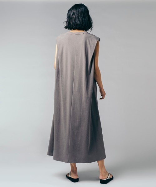 DOUBLE STANDARD CLOTHING（ダブルスタンダードクロージング）の「ヴィンテージレアルツイストワンピース（ワンピース・レディース・グレイッシュベージュ/ブラック・36/38）」の4枚目の写真