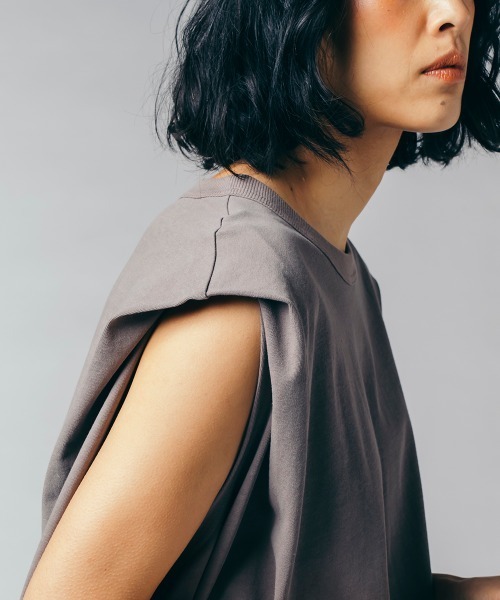 DOUBLE STANDARD CLOTHING（ダブルスタンダードクロージング）の「ヴィンテージレアルツイストワンピース（ワンピース・レディース・グレイッシュベージュ/ブラック・36/38）」の6枚目の写真