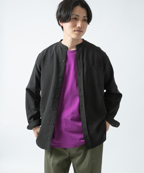 ITEMS URBANRESEARCH(アイテムズ アーバンリサーチ)の「エステルバンドカラーシャツ(シャツ/ブラウス・メンズ・ブラック/ピンク/オフホワイト/グレー・LARGE/MEDIUM)」の3枚目の写真