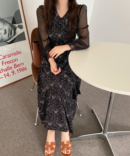 ABITOKYO(アビトーキョー)の「シアースリーブマキシ丈ドッキングティアード柄ワンピース(ワンピース・レディース・ホワイト/ブラック/グリーン・FREE)」の20枚目の写真