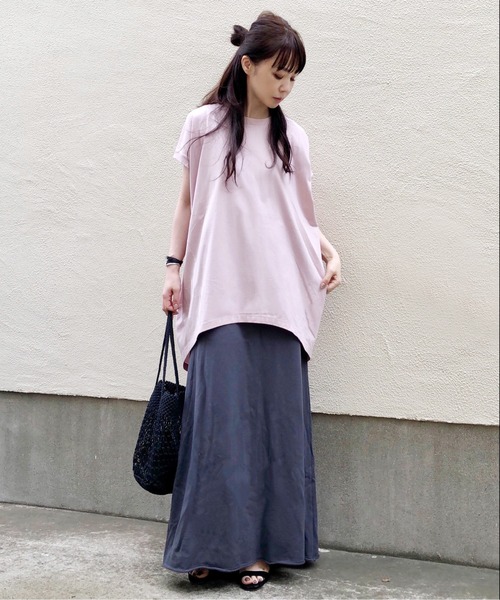 AZUL ENCANTO(アズールエンカント)の「コクーントップス(Tシャツ/カットソー・レディース・ダークブラウン/オフホワイト/スモークピンク/ライトベージュ・FREE)」の4枚目の写真