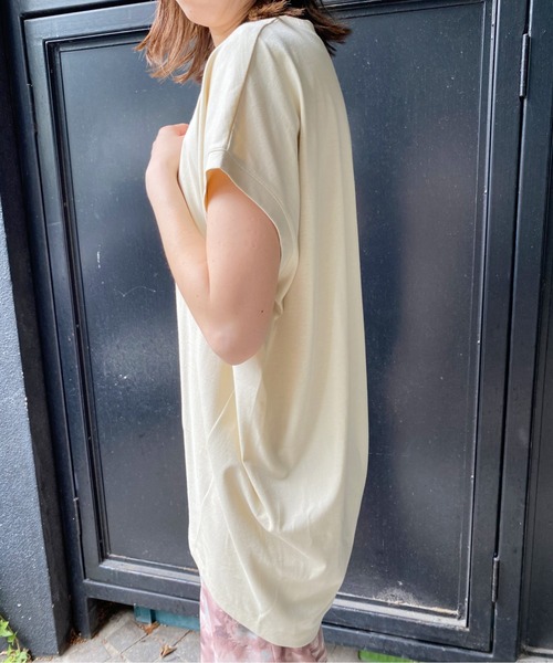 AZUL ENCANTO(アズールエンカント)の「コクーントップス(Tシャツ/カットソー・レディース・ダークブラウン/オフホワイト/スモークピンク/ライトベージュ・FREE)」の8枚目の写真