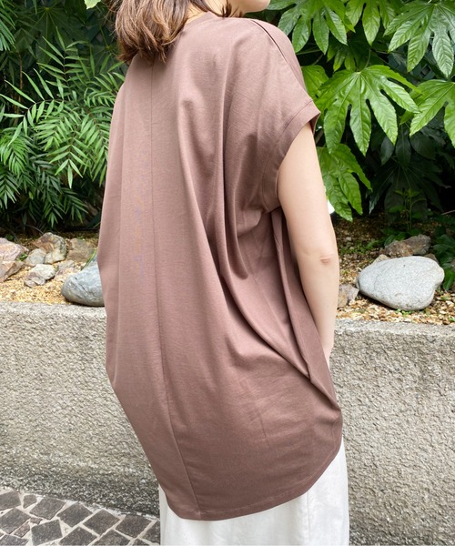 AZUL ENCANTO(アズールエンカント)の「コクーントップス(Tシャツ/カットソー・レディース・ダークブラウン/オフホワイト/スモークピンク/ライトベージュ・FREE)」の7枚目の写真