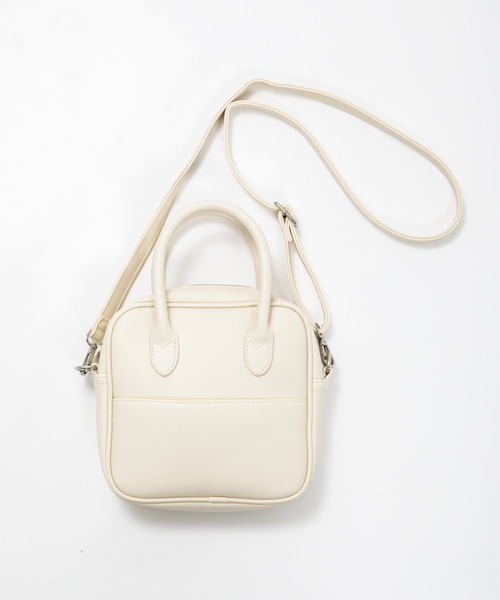 AS KNOW AS PINKY（アズノゥアズピンキー）の「スクエアショルダーバッグ（ショルダーバッグ・レディース・ベージュ/シルバー/モカ・FREE）」の2枚目の写真