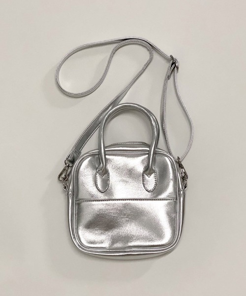 AS KNOW AS PINKY（アズノゥアズピンキー）の「スクエアショルダーバッグ（ショルダーバッグ・レディース・ベージュ/シルバー/モカ・FREE）」の3枚目の写真