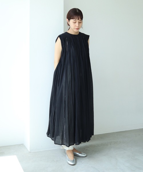 cardo fabrica（カルドファブリカ）の「._◇インドカディノースリーブワンピース（ワンピース・レディース・ブラック/キナリ・FREE）」の5枚目の写真