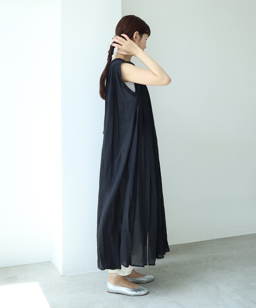 cardo fabrica（カルドファブリカ）の「._◇インドカディノースリーブワンピース（ワンピース・レディース・ブラック/キナリ・FREE）」の6枚目の写真