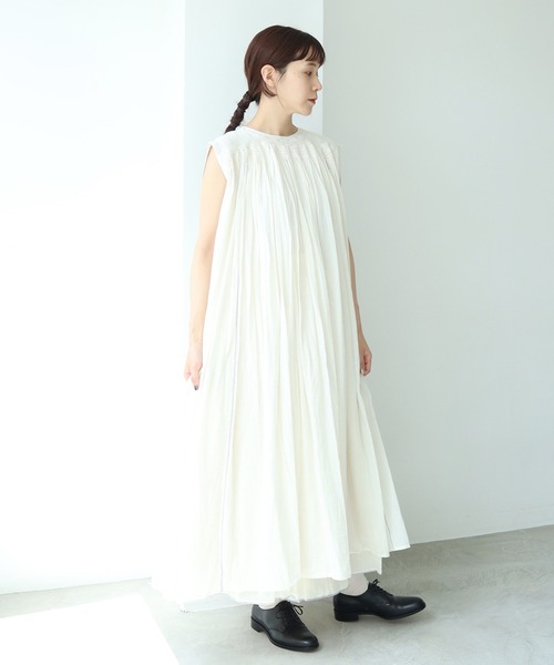 cardo fabrica（カルドファブリカ）の「._◇インドカディノースリーブワンピース（ワンピース・レディース・ブラック/キナリ・FREE）」の13枚目の写真