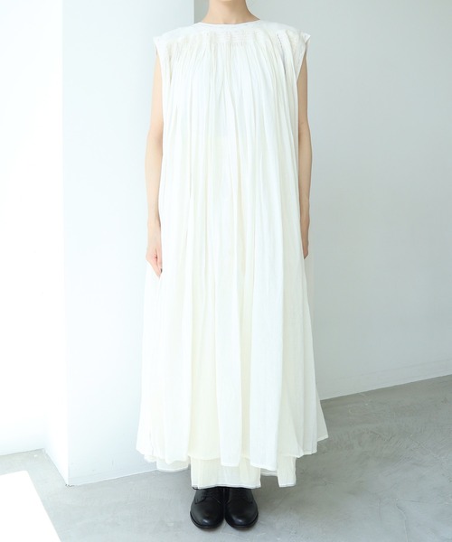 cardo fabrica（カルドファブリカ）の「._◇インドカディノースリーブワンピース（ワンピース・レディース・ブラック/キナリ・FREE）」の15枚目の写真