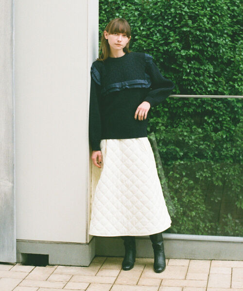 CAROLINA GLASER(カロリナ グレイサー)の「CAROLINA GLASER / 柄編ニット プリーツ プルオーバー(ニット/セーター・レディース・ネイビー/グレー・ONE SIZE)」の5枚目の写真