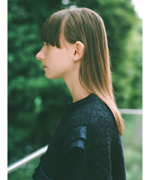 CAROLINA GLASER(カロリナ グレイサー)の「CAROLINA GLASER / 柄編ニット プリーツ プルオーバー(ニット/セーター・レディース・ネイビー/グレー・ONE SIZE)」の15枚目の写真