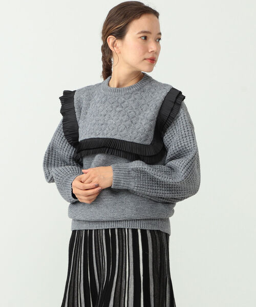 CAROLINA GLASER(カロリナ グレイサー)の「CAROLINA GLASER / 柄編ニット プリーツ プルオーバー(ニット/セーター・レディース・ネイビー/グレー・ONE SIZE)」の12枚目の写真