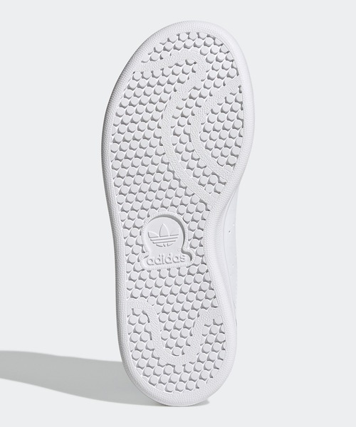 adidas（アディダス）の「スタンスミス [Stan Smith]  アディダスオリジナルス (キッズ／子供用)（スニーカー・キッズ・ホワイト×ネイビー・20.0cm/21.0cm/19.0cm/18.0cm/17.0cm）」の2枚目の写真